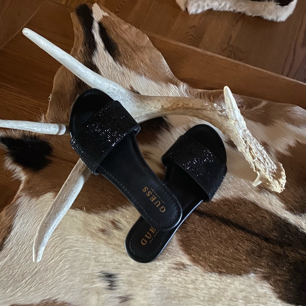 Womens Guess Slide Sandals